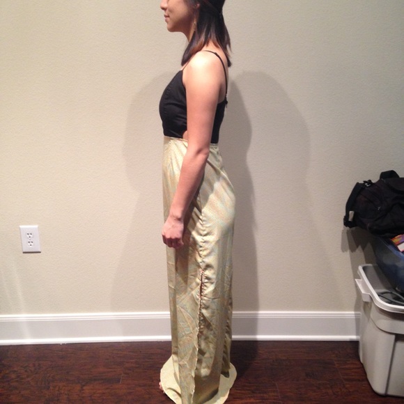 SOLD🙅🏻‍♀️Hurley Paige Maxi Dress In Mango