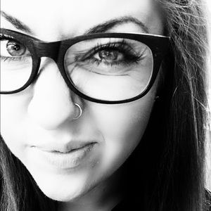 Meet your Posher, Hope