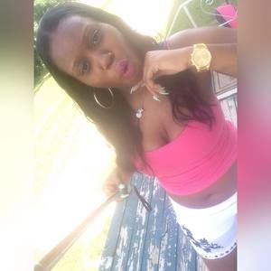 Meet your Posher, Tiona