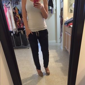 Harlowe & Graham pants