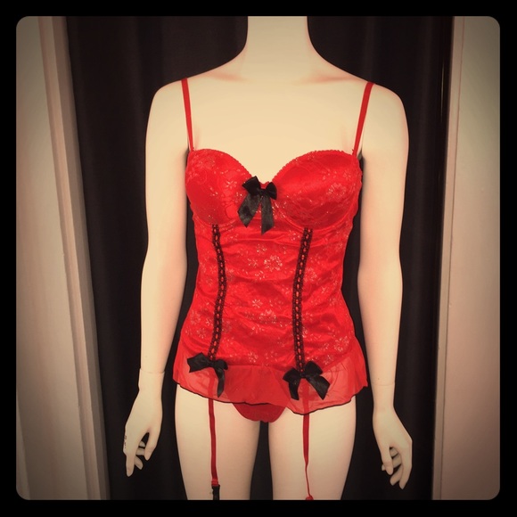 Other - Lace bustier with matching thong