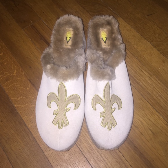 Volatile Clogs
