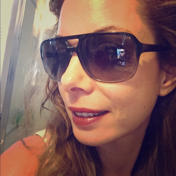 Prada UV protection sunglasses - Picture 1 of 4