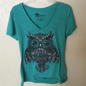 green v-neck top w/ owl