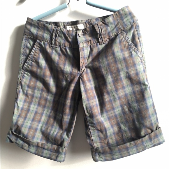 Great condition stretch shorts