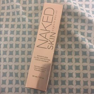 Naked Skin Weightless Ultra Definition Foundation