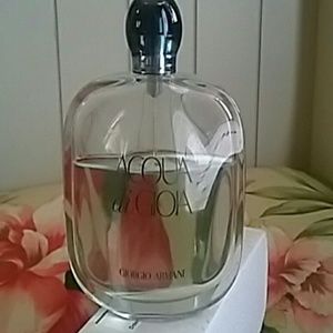 Perfume . Always open to offers! NO LOWBALLS!