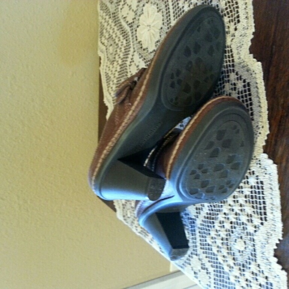 Mules - Picture 4 of 4