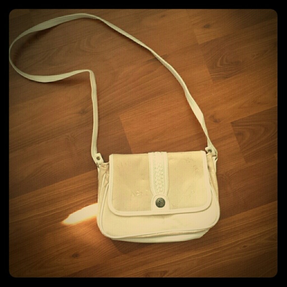 Over the shoulders purse