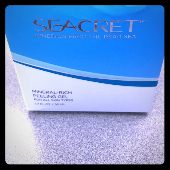 Seacret Other - Seacret Mineral-Rich Peeling Gel - ON HOLD