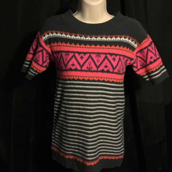 Adorable sweater! - Picture 1 of 2