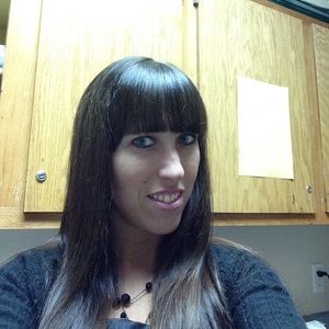 Meet your Posher, Elyse