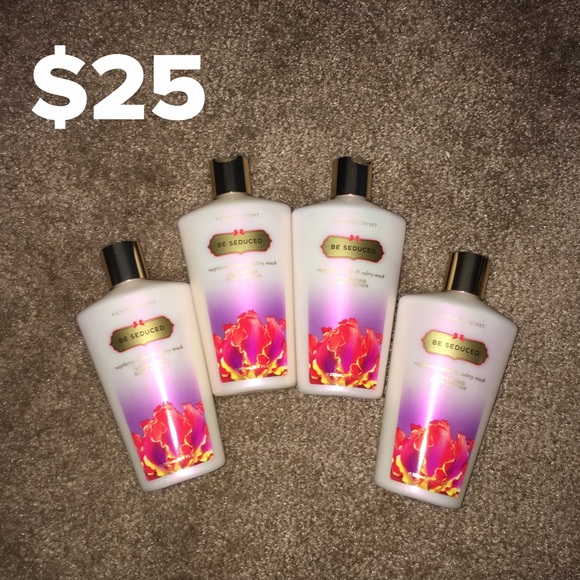 New Victoria's Secret Be Seduced Lotion X 4
