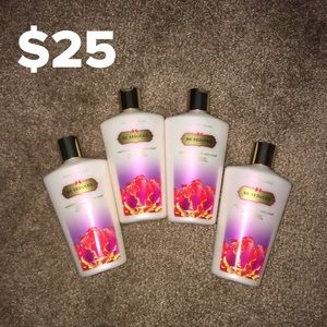 New Victoria's Secret Be Seduced Lotion X 4