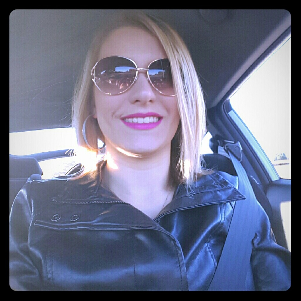 Meet your Posher, Christina