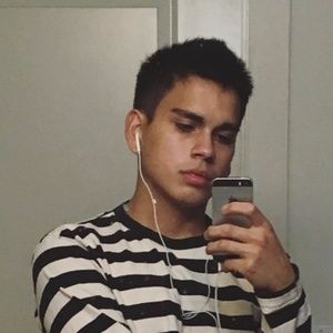 Meet your Posher, Henry