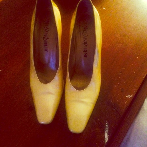 Vintage Authentic Yves Saint Laurent Heels metal