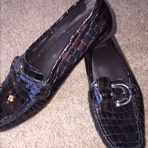 Stuart Weitzman - Picture 2 of 3