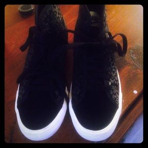 BRAND NEW! NIKE black & grey cheetah print hitops