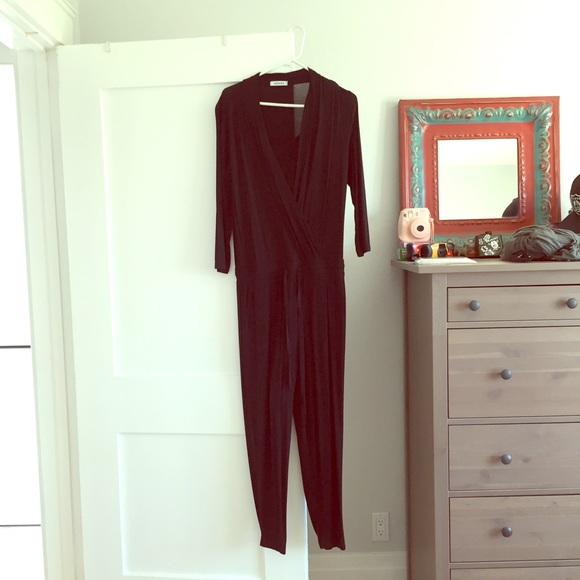 Black quarter sleeve and long pants jumpsuit