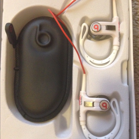Powerbeats Headphones