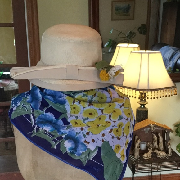 Vintage straw hat🌸