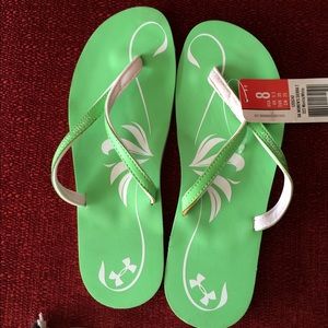 New Lime green Under Armour flip flops/sandals