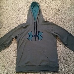 Under amour sweatshirt