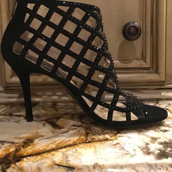 Michael Kors Yvonne Bootie in Black - Picture 2 of 4