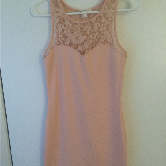 Pink lace bodycon dress