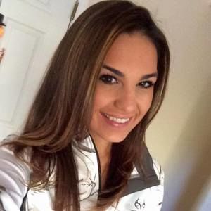 Meet your Posher, Jillian