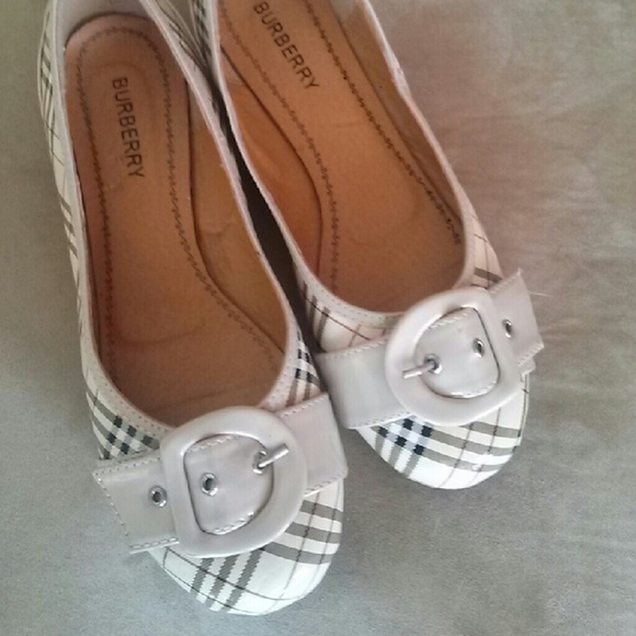 Burberry Ballet Flats