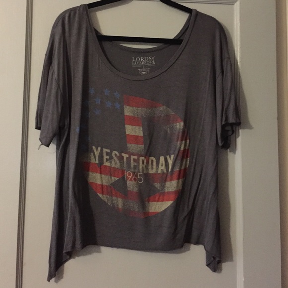 Grey peace sign t shirt!