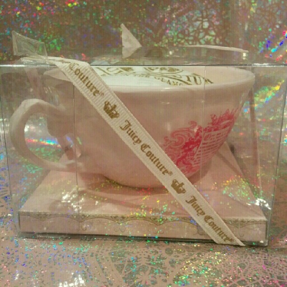 2009 Juicy couture boyshorts n a cup rare unopened