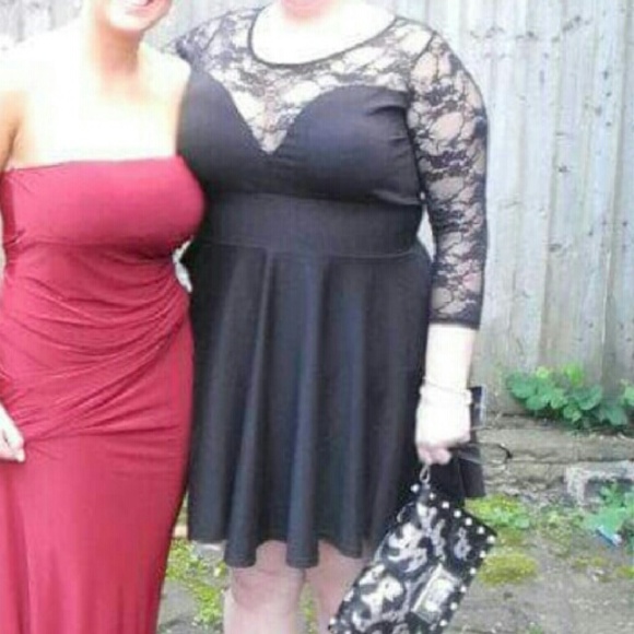 Black Lace Cocktail Dress - Picture 2 of 3