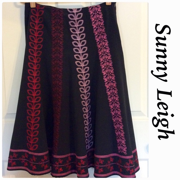 🌹Sale🌷 Sunny Leigh A-Line Embroidered Skirt