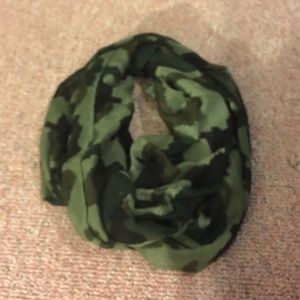 Camo Infiniti Scarf