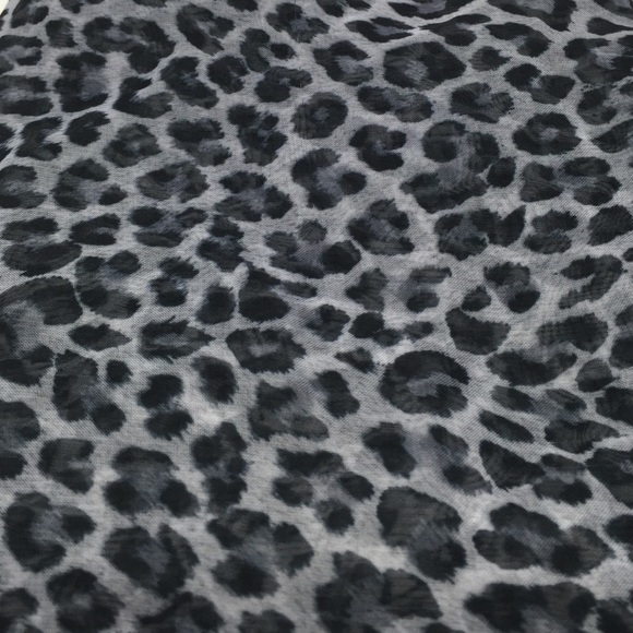 NWOT sheer animal print scarf