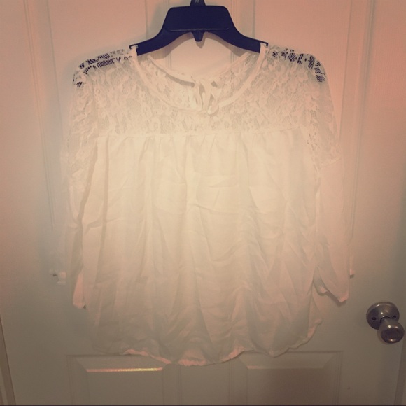 White crop top