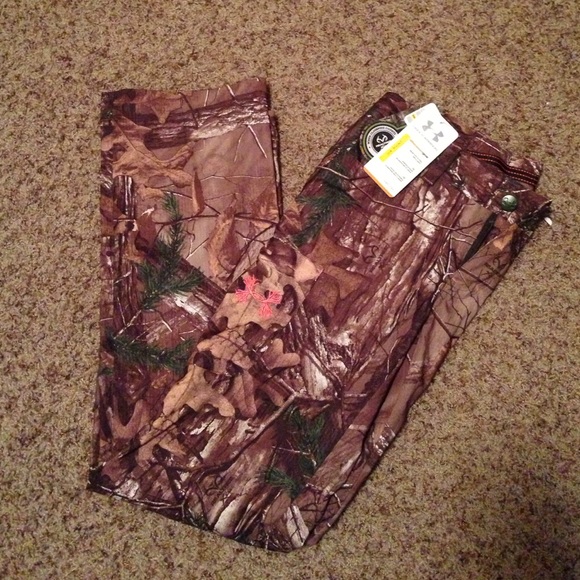 UA camo hunting pants