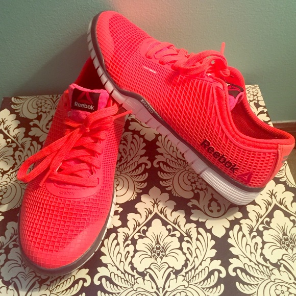 Reebok Tennis Shoes!