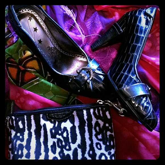 naughty monkey Shoes - 💥Reserve💥Adorable Naughty Monkey shoes size 8