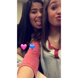 Meet your Posher, Carli