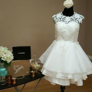 Short wedding dress/prom dress