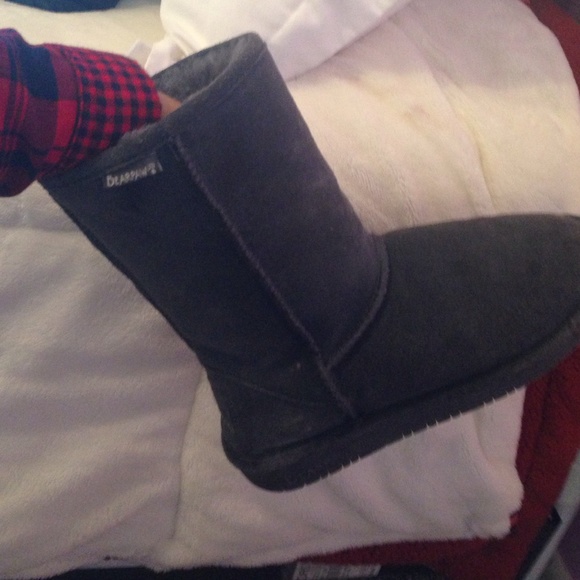 Bearpaw short boots