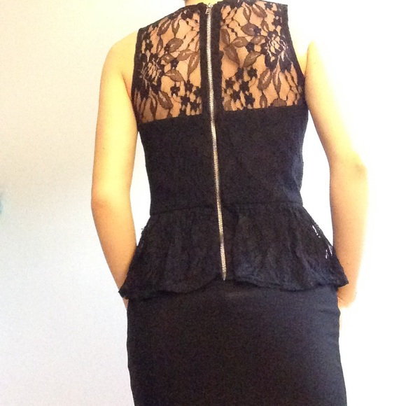 Prom Dress - Picture 2 of 4