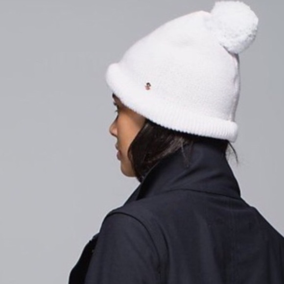 lululemon athletica Accessories - Lululemon post practice party toque