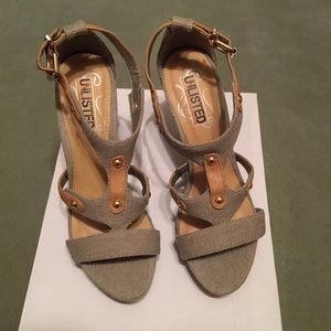 Two tone heel
