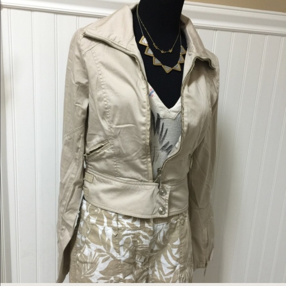🌞2for25$Cotton zip up jacket w/appliqué detail - Picture 3 of 3