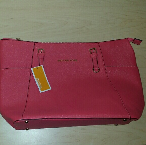 Pink mk